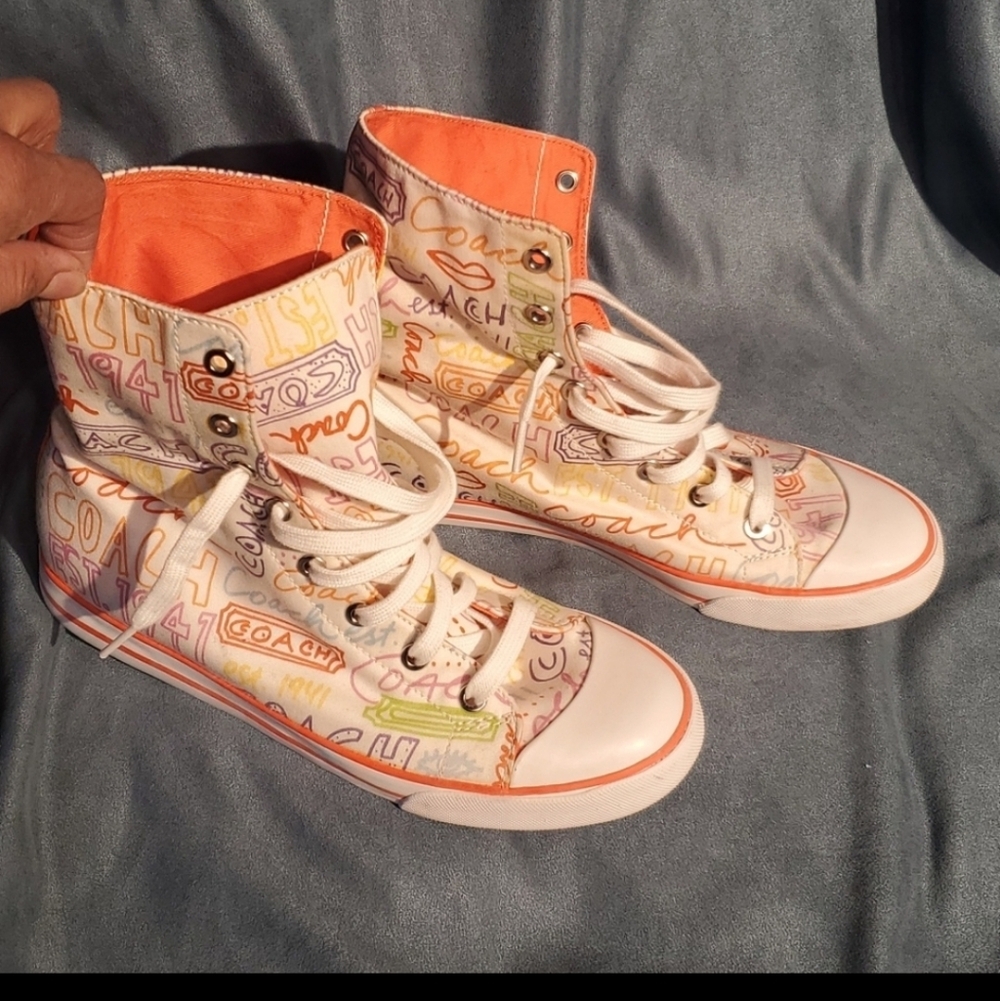 WE LOVE Coach!!  Coachie Auntie - Picture 17 of 17